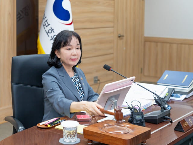 <b>KT 개인정보 유출</b> 과징금 540억원…LGU+ 증거인멸 수사의뢰