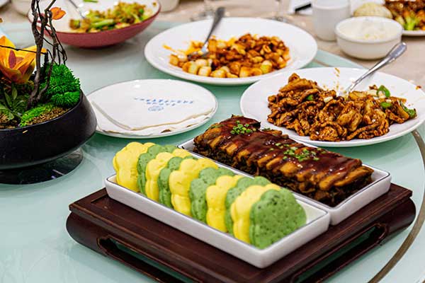 중국 현지식.한국인 입맛에도 대체로 잘 맞는다.