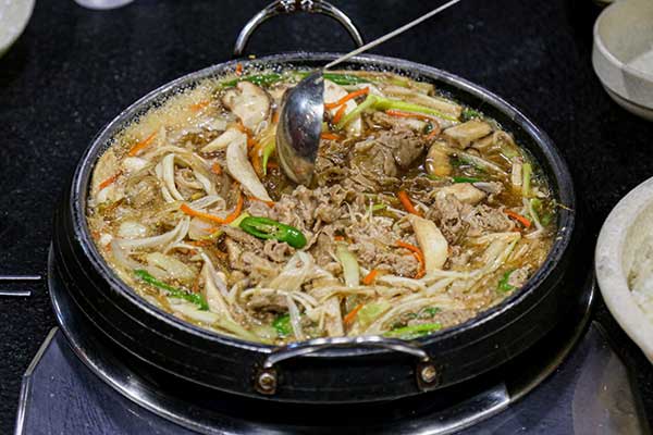 한식당 소불고기.