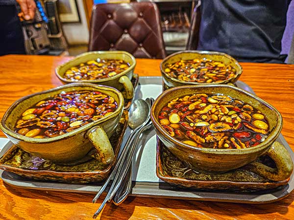 누이단팥빵의 수제 쌍화탕.