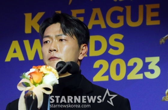 'K리그 MVP의 눈물' 김영권 "머리가 하얘졌다"+홍명보 '최고 감독'... K리...