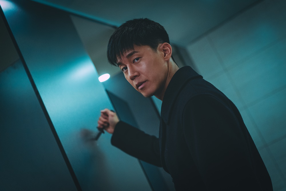 22년만 '천만 배우' 한풀이..김무열, '범죄도시4' 빛낸 완성형 빌런 [★'범도4' 천만②]