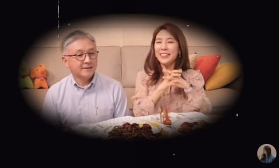 '재벌 3세' <b>함연지</b>, 돌연 <b>활동 중단</b>하더니.."美법인 인턴→정직원" [스타...