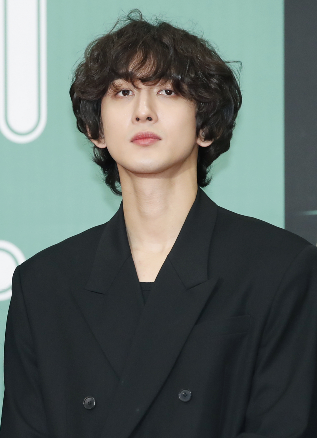 <b>잔나비</b>, <b>학폭 논란</b> 前멤버와 작업..팬들 항의에 중단 "실망드려 죄송" [...