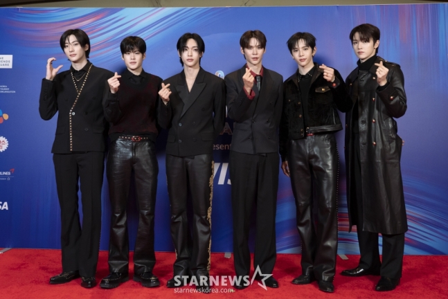 라이즈 제 45회 청룡영화상 축하무대 주인공되다