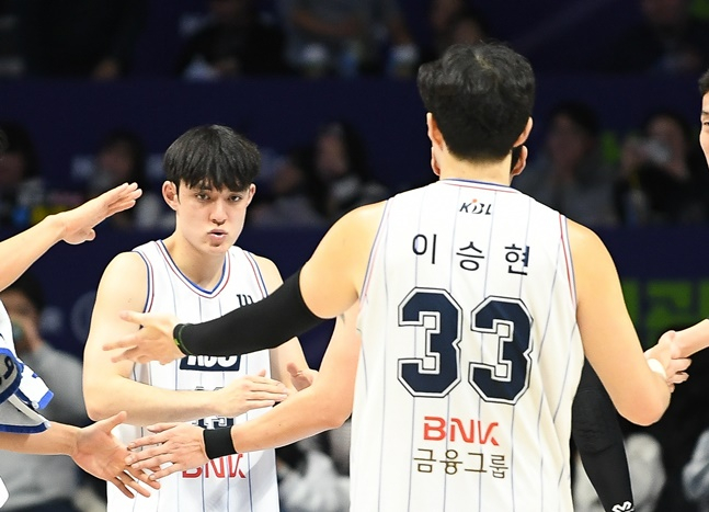 국대 첫 골은 무조건 3점포" 깜짝 예고... 성인 대표팀 첫 발탁 '3점슛 장인', 벅찬 감격에 '울컥