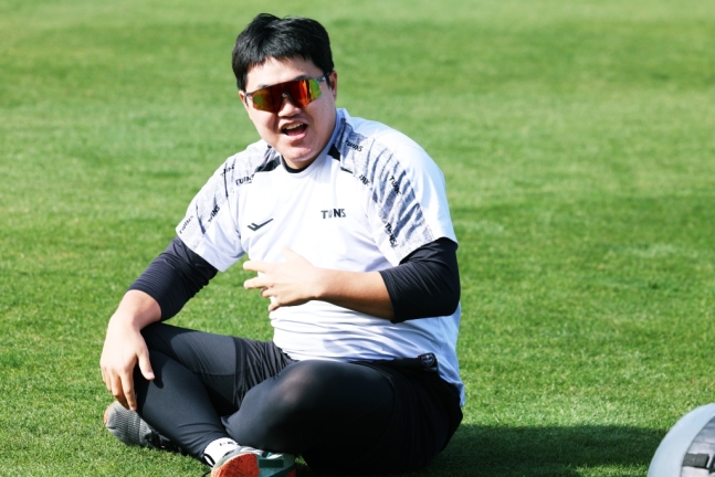 [벳조이]&apos;LG 날벼락&apos; FA 파격 전액보장했는데 뜻밖의 부상이라니... 오직 LG를 위한 몸, 소중히 생각하며 잘하겠습니다
