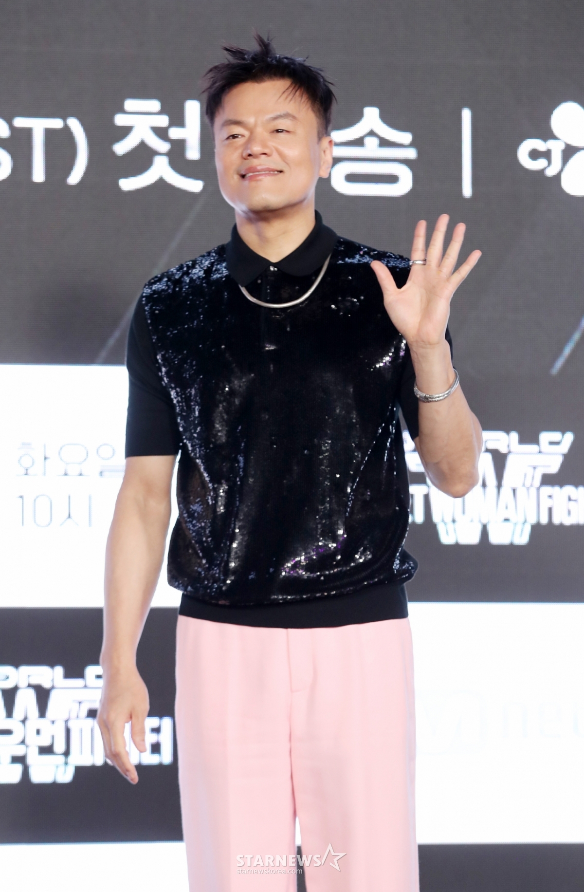'<b>월드 오브 스우파</b>' 박진영 "김건모 댄서로 시작, 춤은 나에게 가장 본...