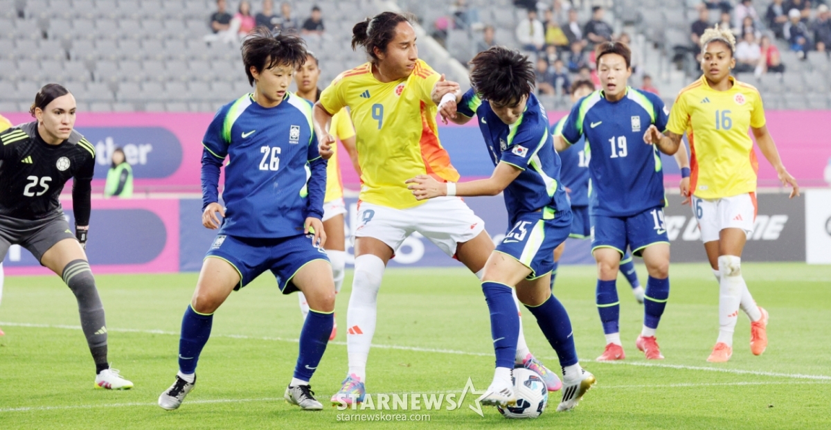 '<b>정민영</b> 빛바랜 84초 <b>데뷔골</b>' 한국, 콜롬비아와 1-1 무승부... 통한의 자...