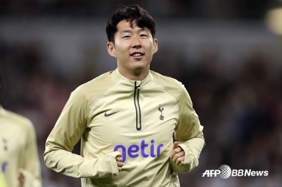 '사우디 NO' <b>손흥민</b>, 친정 레버쿠젠 복귀한다... 새 <b>감독</b> 텐 하흐 'EPL 검...