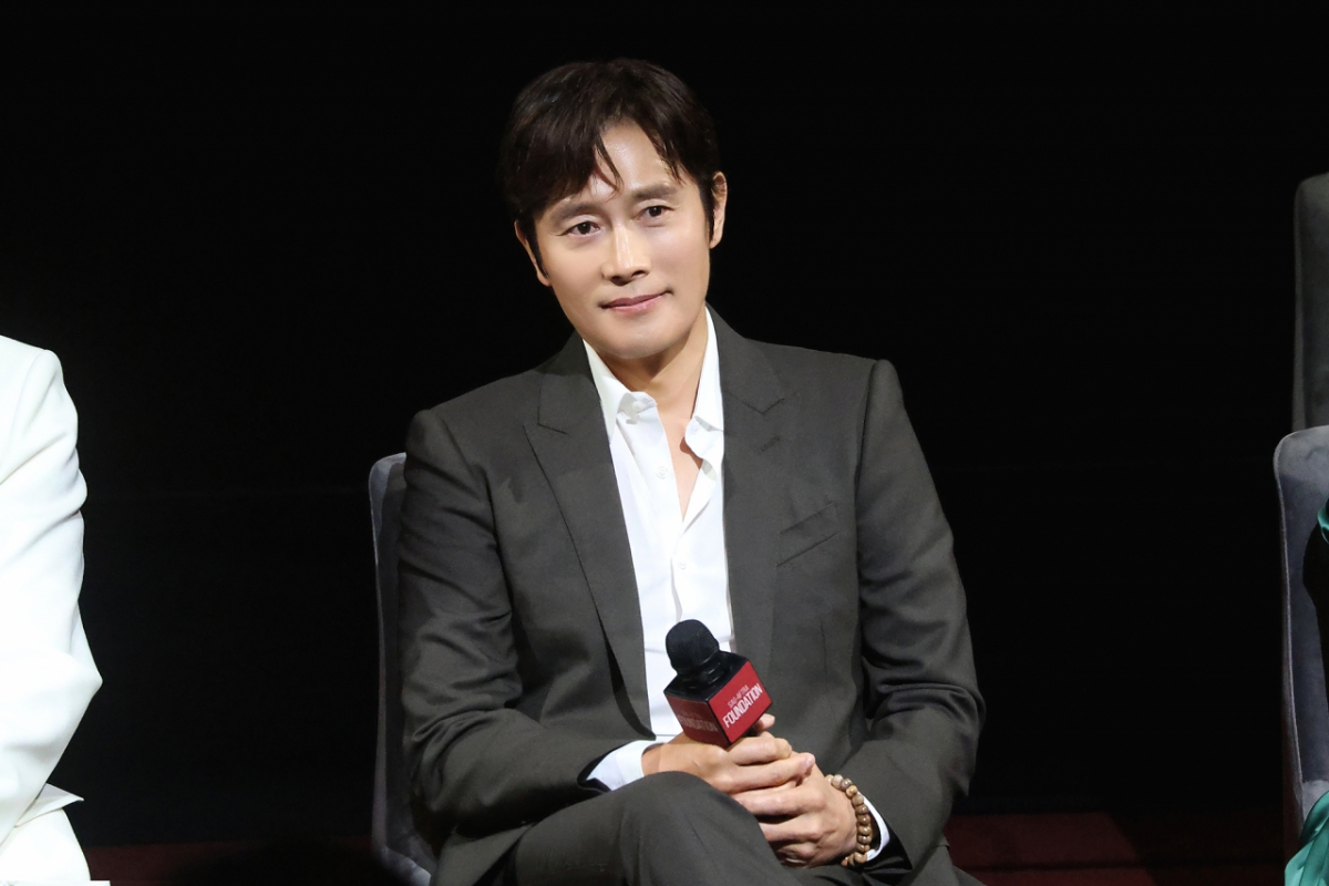 '<b>오징어 게임3</b>' <b>이병헌</b>, 美 뜨겁게 달궜다..월드스타 진가 입증