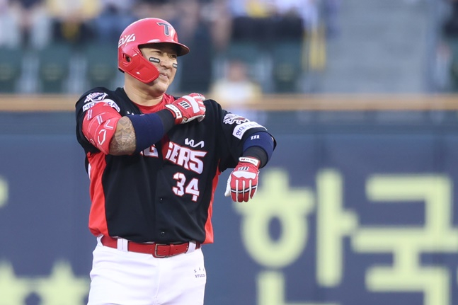 '금강불괴 <b>최형우</b>가 절뚝이다니...' 모두가 놀랐다, 천만다행 "<b>햄스트링</b>...