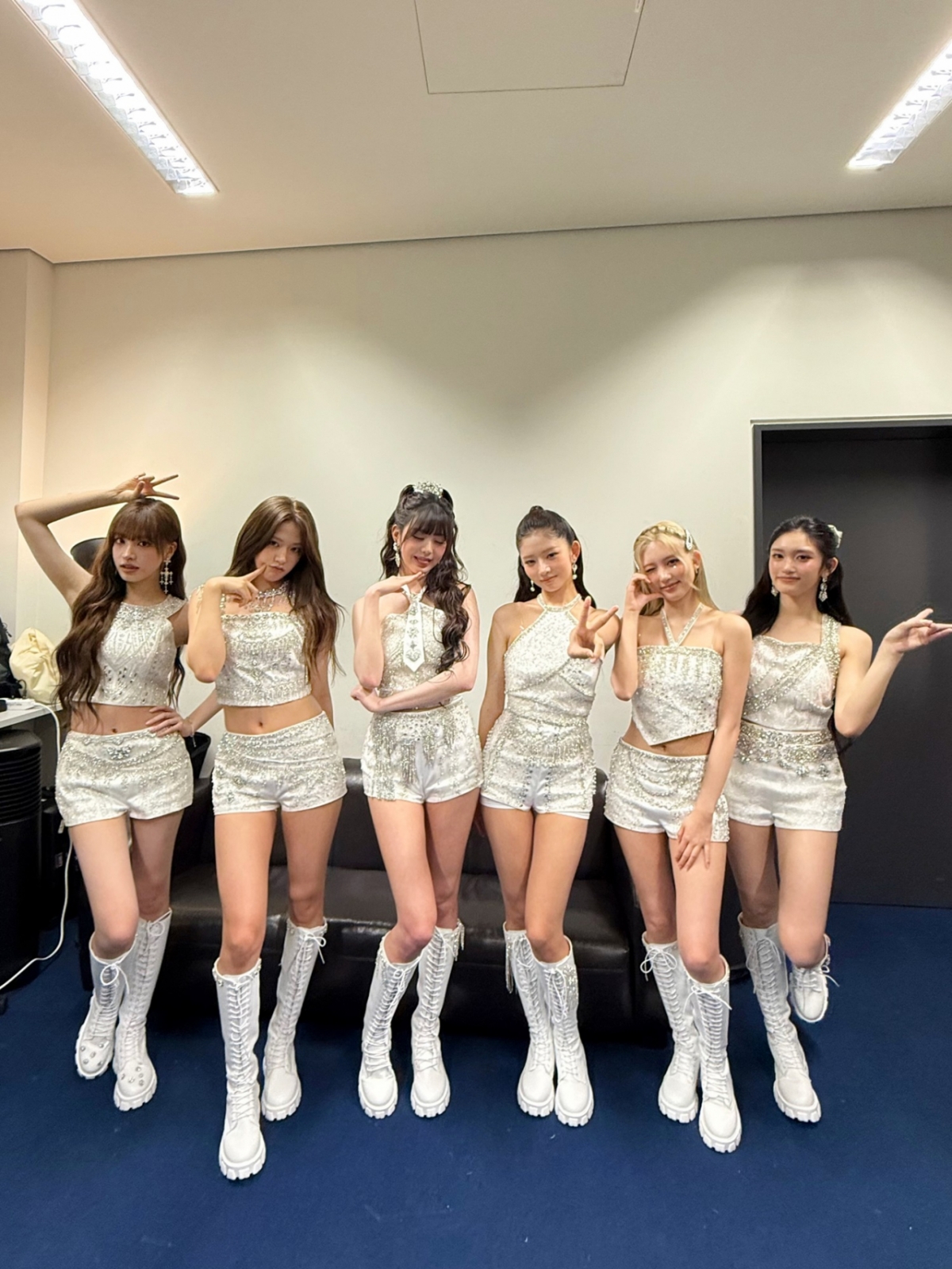 K팝 국위선양 제대로..<b>아이브</b>, '<b>롤라팔루자</b>' <b>베를린</b> 찢고 파리로