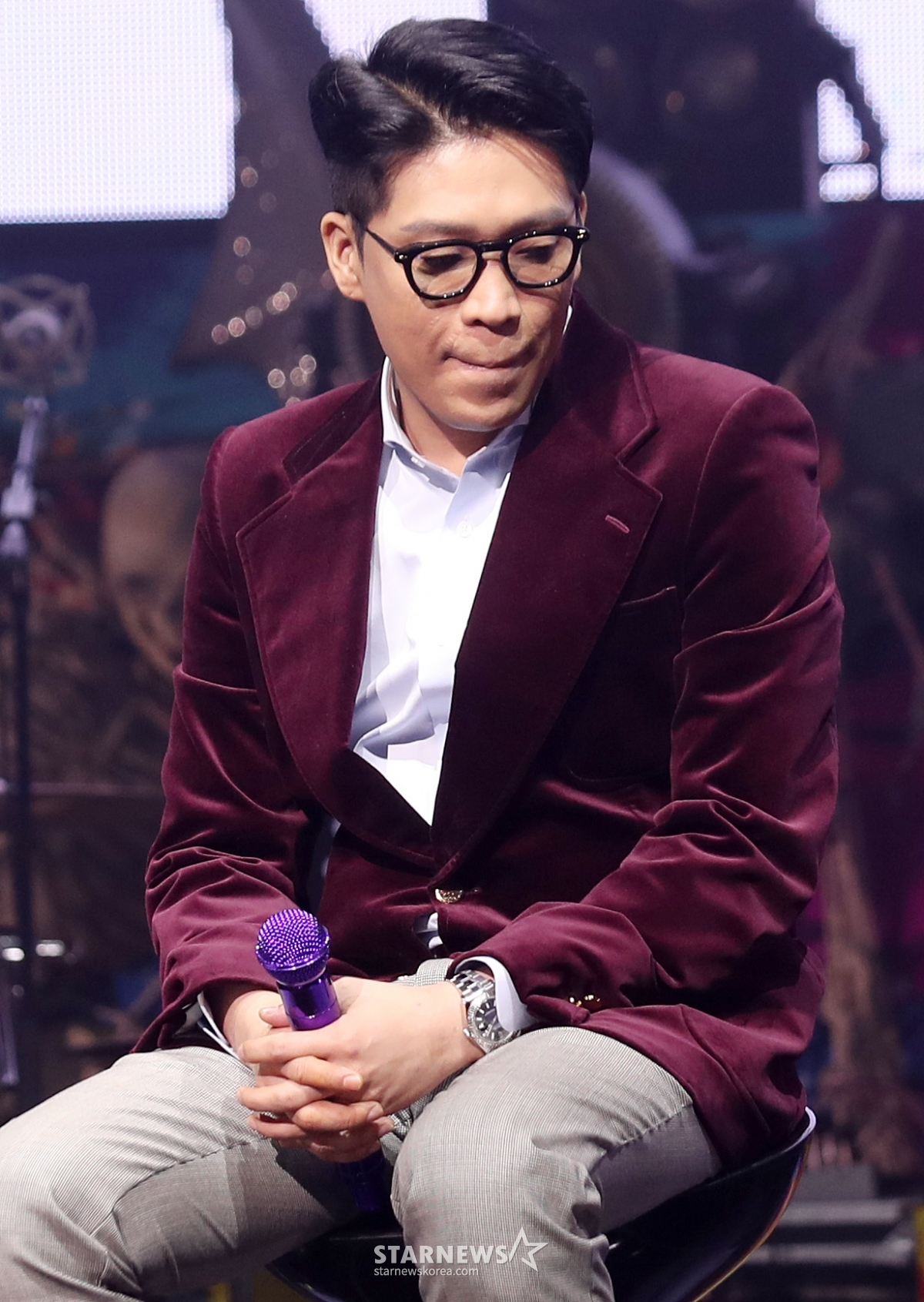 MC몽, 극심한 우울증과 건강 악화로 음악 활동 중단 선언 및 유학 계획 발표