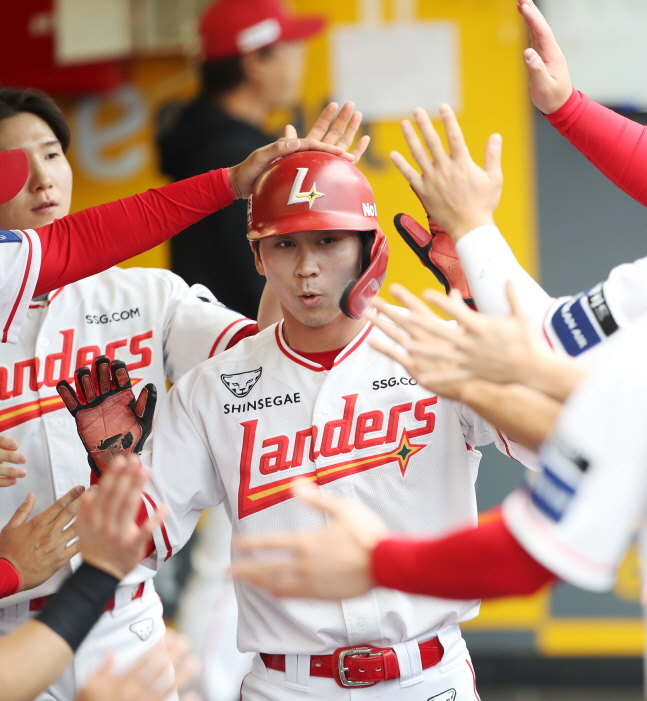 '드디어 타선이 답했다' 문승원·이로운 역투→안상현-<b>고명준</b> 천금 홈런...