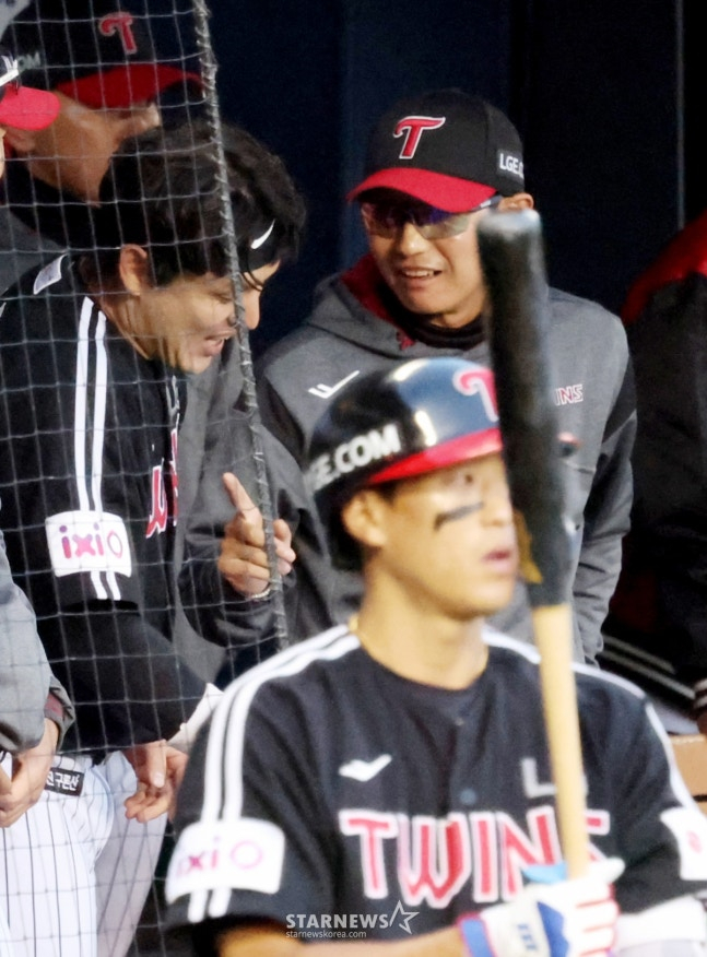 "<b>박동원</b> 잘못 아냐... 동원이는 KBO 최고의 포수" 한화전 안일한 플레이...