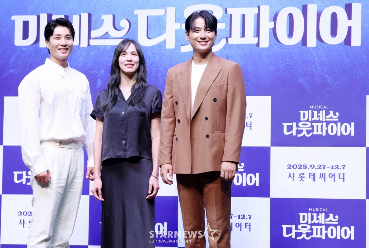 '<b>미세스 다웃파이어</b>' <b>황정민</b>의 뮤지컬 귀환.."나도 웃길 수 있다"[종합]