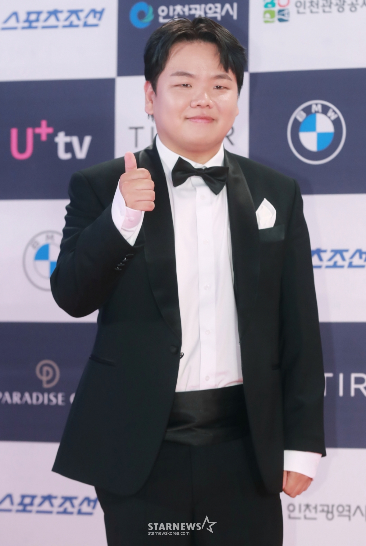 <b>곽튜브</b> '혼전임신 <b>결혼</b>' 고백, 13시간만 144만 뷰+댓글 1만개 돌파..온라...