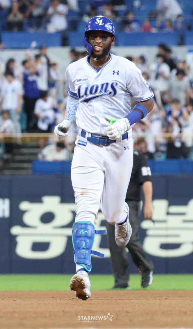 '46<b>홈런</b> 135타점' <b>삼성 디아즈</b>, 나바로·테임즈 넘을까→단일 시즌 외인...