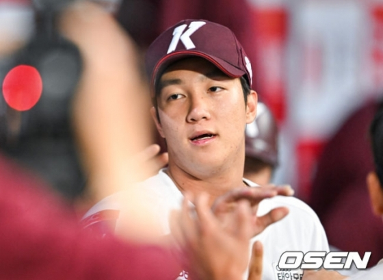 [공식입장] 키움, '시즌 아웃' <b>안우진</b> 1군 등록 "결정해준 구단·동료들...