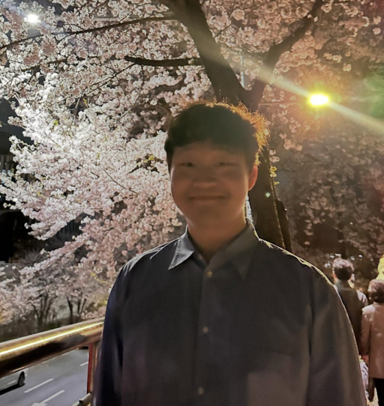 '피식대학' <b>정재형</b>, <b>결혼 발표</b>에 '벚꽃' 사진 사용..데이트 티냈나[스...