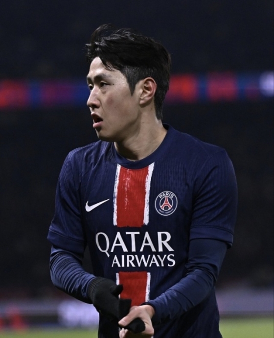 '<b>이강인</b> 80분+평점 7.3 호평' <b>PSG</b>, 오세르 2-0 완파... 리그 단독 선두 탈...
