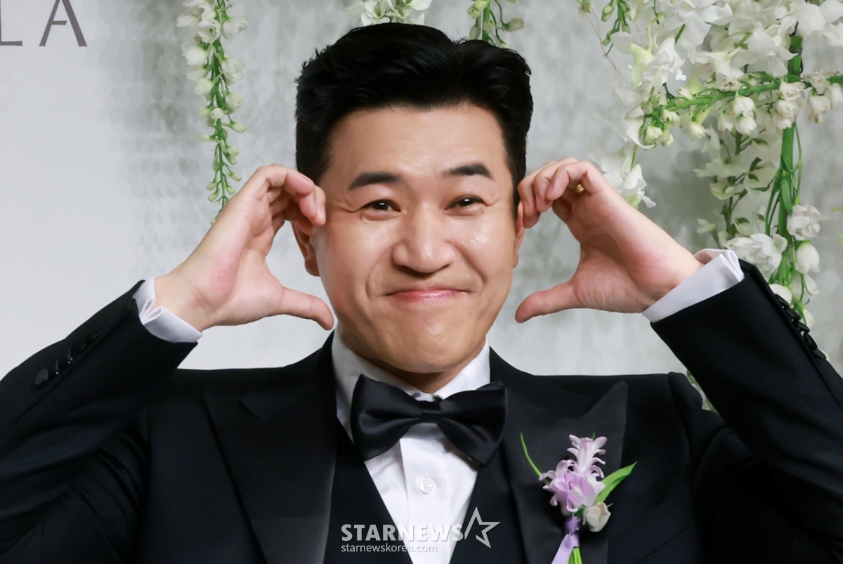 <b>김종민</b>, <b>콘서트</b> 당일 도착..전현무도 놀랐다 "아내와 더 오래 있으려...