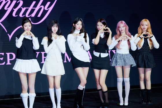 IVE Takes Over Billboard: K-Pop Stars Crowned #1 Emerging Artists