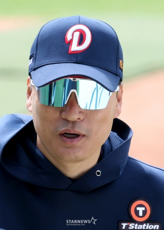[오피셜] <b>이승엽</b> 전 감독 日 '巨人군단' 합류한다 '추계 캠프 <b>임시 코치</b>...