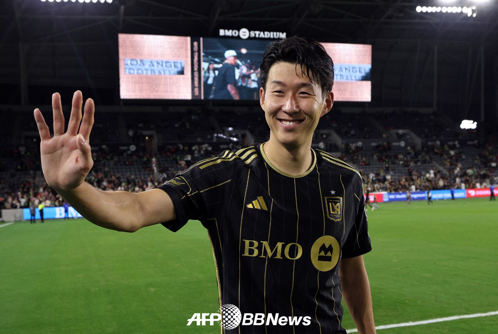 <b>MLS</b> 공포에 빠트린 '양발잡이' <b>손흥민</b>, 오른발 6골·왼발 4골 폭발