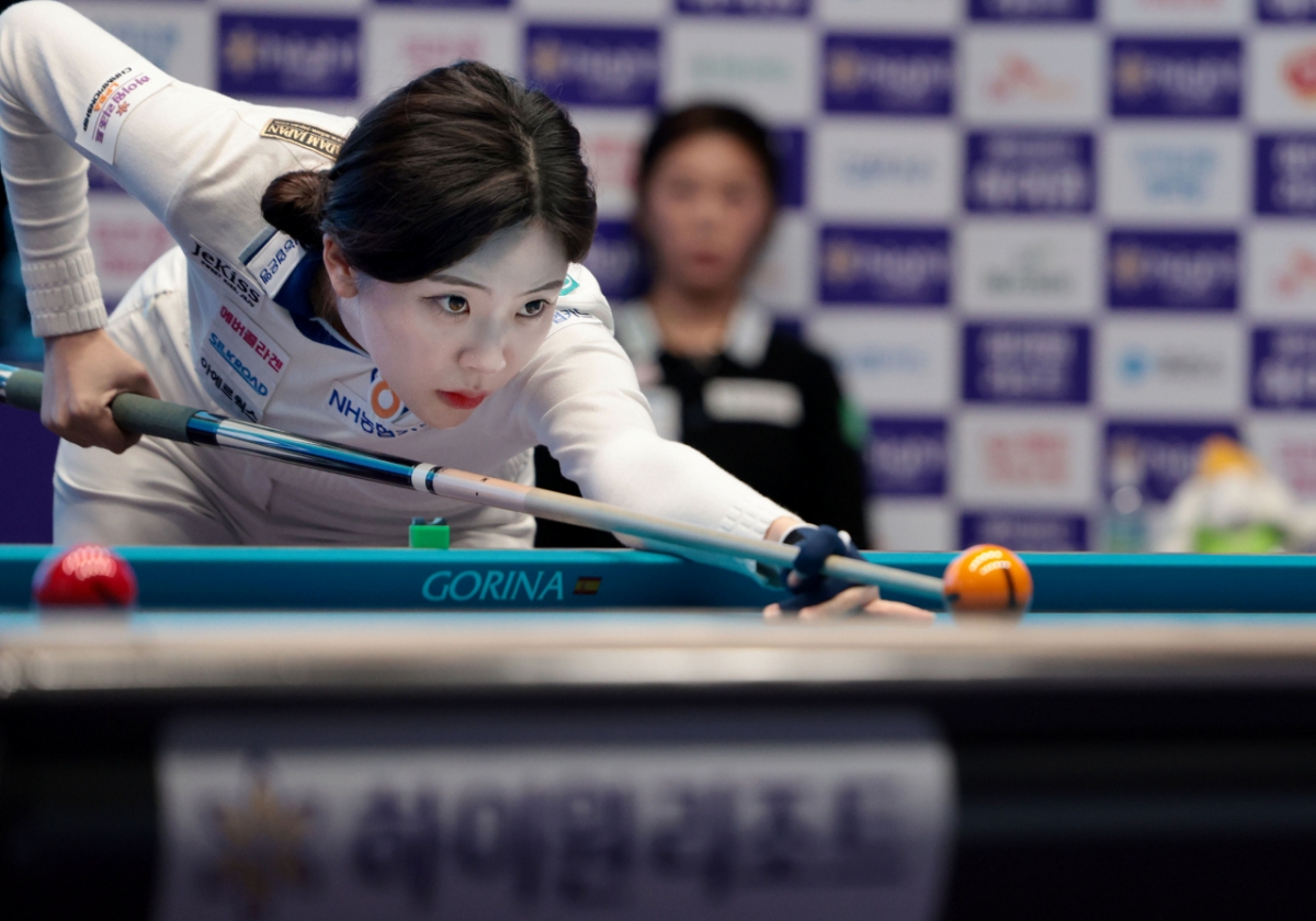 <b>정수빈</b>, <b>김가영</b> 또 꺾었다 '<b>LPBA</b> 16강 진출'... 스롱·김민아도 탈락→女...