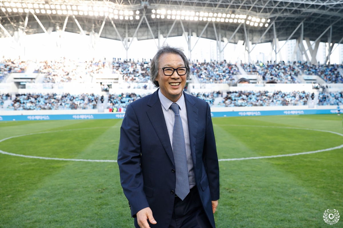 [오피셜] '2부 강등' 대구FC <b>조광래 대표이사</b>, 11년여 만에 <b>사임</b>