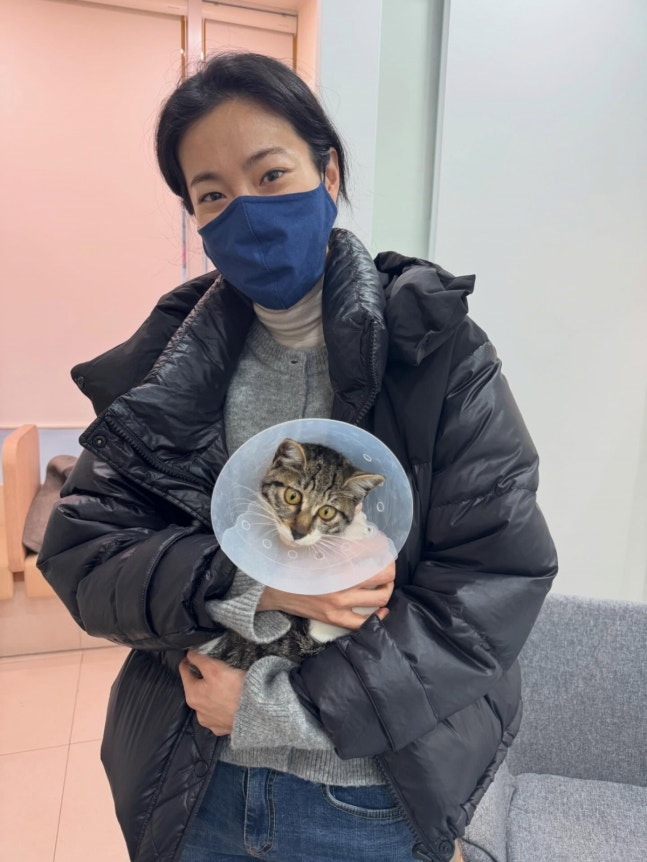 박나래·키가 '쑥대밭' 만든 '나혼산', 서울대 출신 女배우가 살렸다.."'실명' 길냥이 입양" [스타이슈]