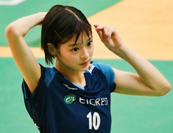 와 '이렇게 예쁠수가!' 女 배드민턴 초미녀 등장에 '들썩' 실력은 어느 정도?