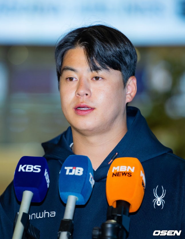 '연봉 10억→돈방석 예고' 한화 노시환 "(다년 계약) 잘 얘기하고 있다, 책임감이 커졌다"