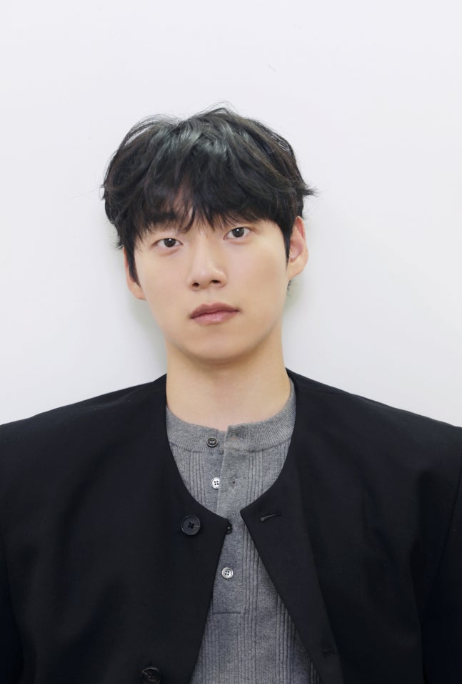 尹宰燦加盟tvN《Siren》劇組展現新角色魅力的最新動向