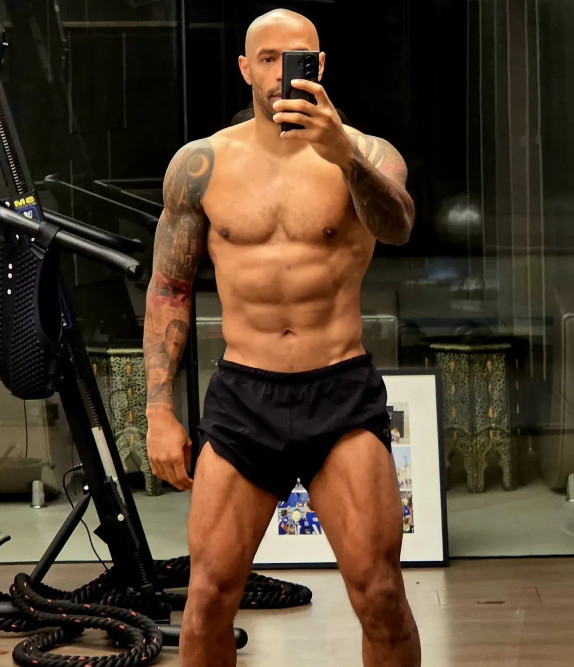 "절친 박지성도 놀랄 짐승 피지컬" 앙리, 48살에 "복싱 선수 데뷔" 예고... "설탕부터 끊었다" 근육질 비결