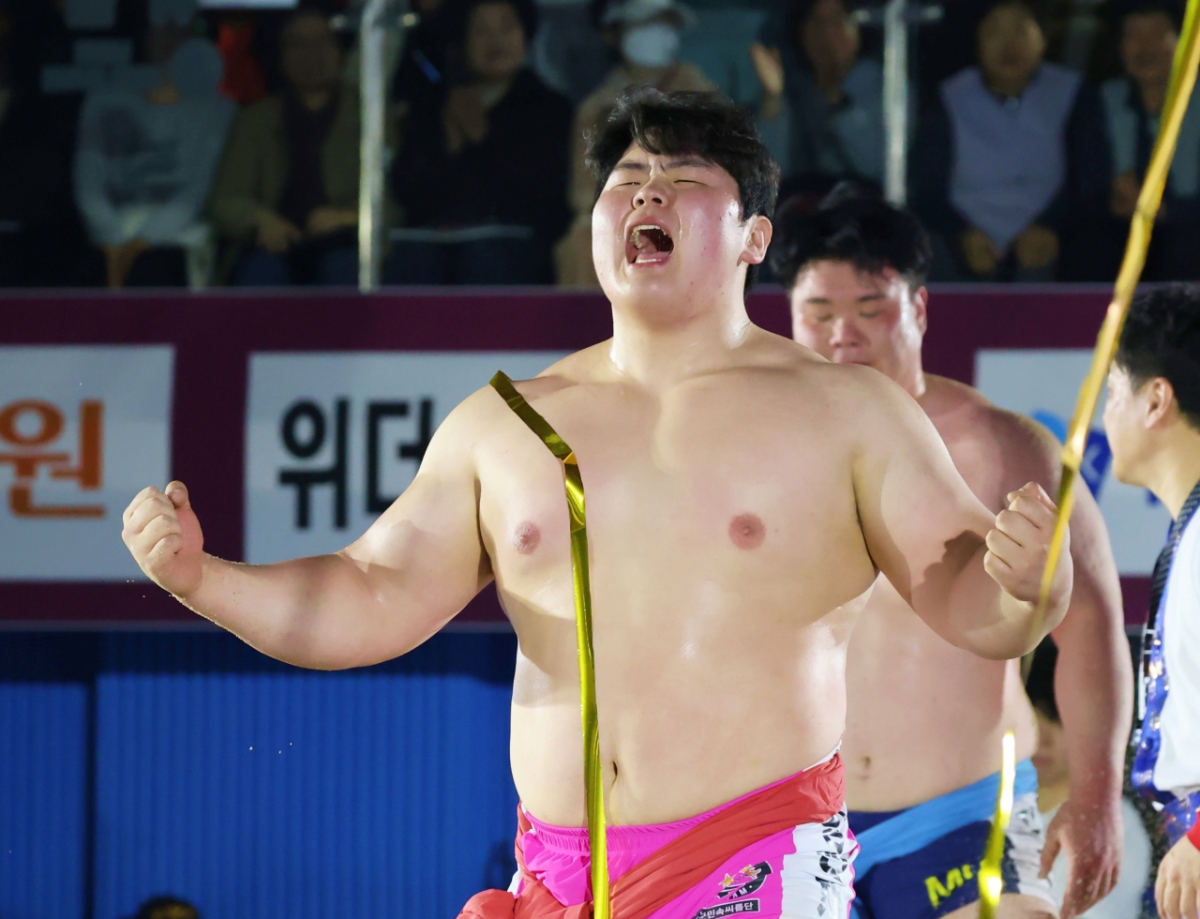 피지컬:아시아 '자이언트 베이비' <b>김민재</b>, 통산 19번째 장사 등극 "전관...