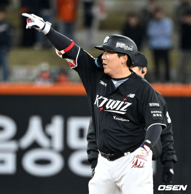 '11:5→11:11→14:11' KT 창단 첫 개막 4연승! '유일 무패' 단독 선두 '4G 40득점 폭발'... 한화는 2연패 [대전 현장리뷰]