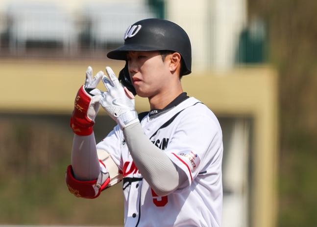 '키움서 방출→치어리더와 결혼→울산 웨일즈행' 변상권, 3타점 싹쓸이 적시 3루타 폭발! 2연승 질주