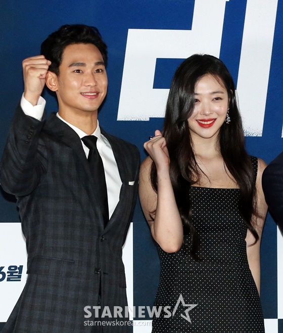 "미성년 교제 허위" 판단에도..<b>설리</b> 친<b>오빠</b>, 김수현 재저격 [종합]