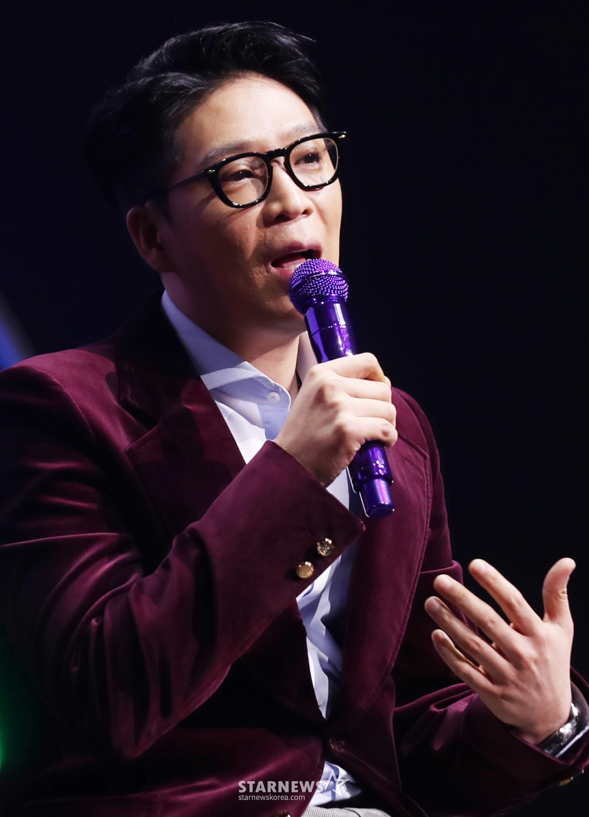 <b>MC몽</b>, 원정도박 주장 'PD수첩'에 <b>1000억</b>대 <b>소송</b> 예고 "18년 인생 앗아가...