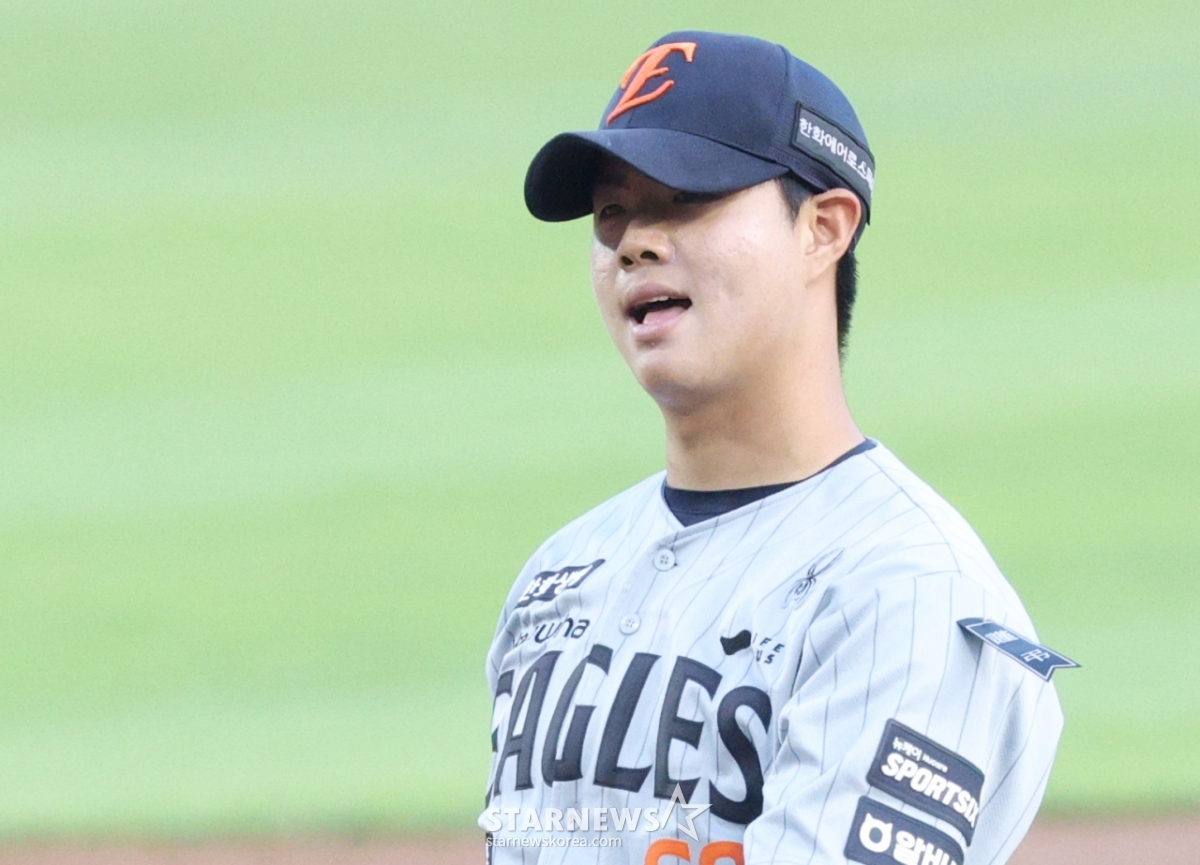 [포토] 박준영, <b>근조 리본</b> 달고 역투