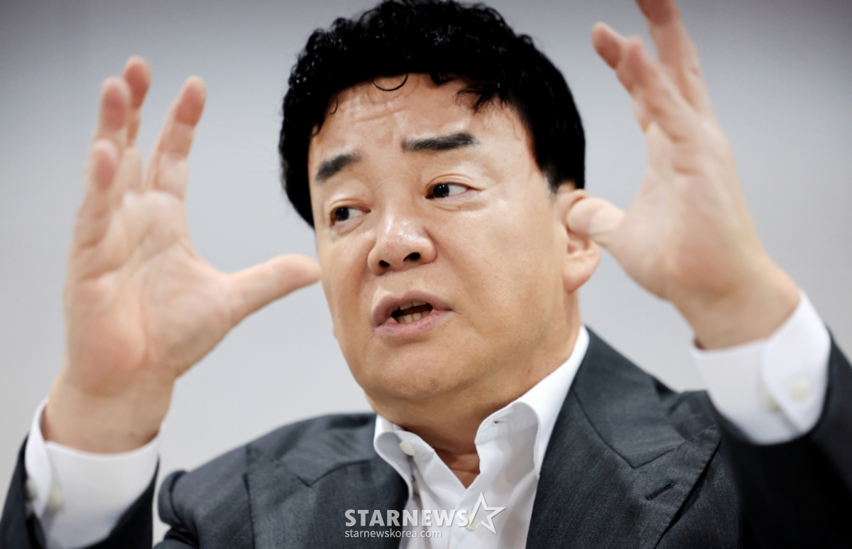[속보] <b>백종원</b>, 활동 중단 1년 만에 <b>유튜브 복귀</b> 선언