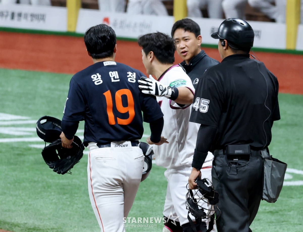 [포토]'최주환 <b>사구</b>' 달려온 왕옌청