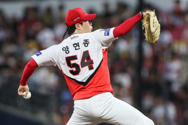 '무사 만루도 6볼넷 위기도 버텼다' <b>양현종</b> KBO <b>통산 190승</b> 위업! '박재현...