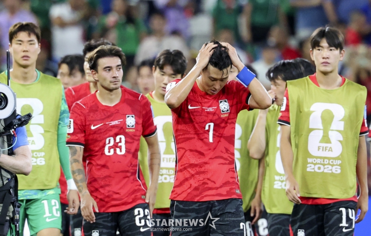 [오피셜] 대한민국이 초긴장, '조3위 탈락팀' 나오기 시작했다... 우루과이 '첫 탈락'