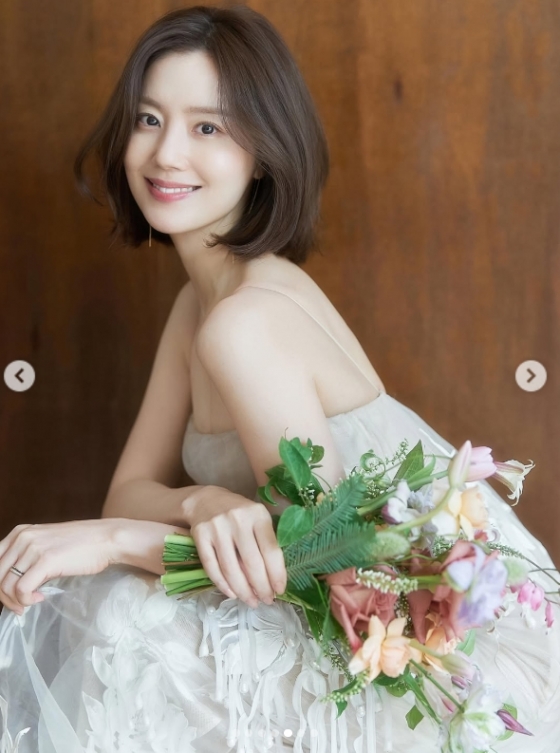 문채원, 마흔 앞두고 시집가요..오늘(28일) 웨딩마치 [스타이슈]