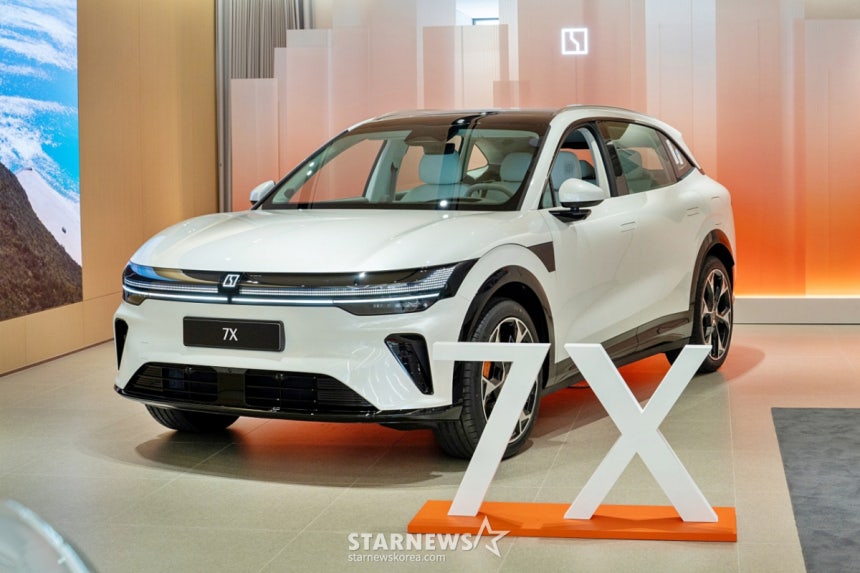지커7X 전기 SUV 사전예약 1000대 돌파