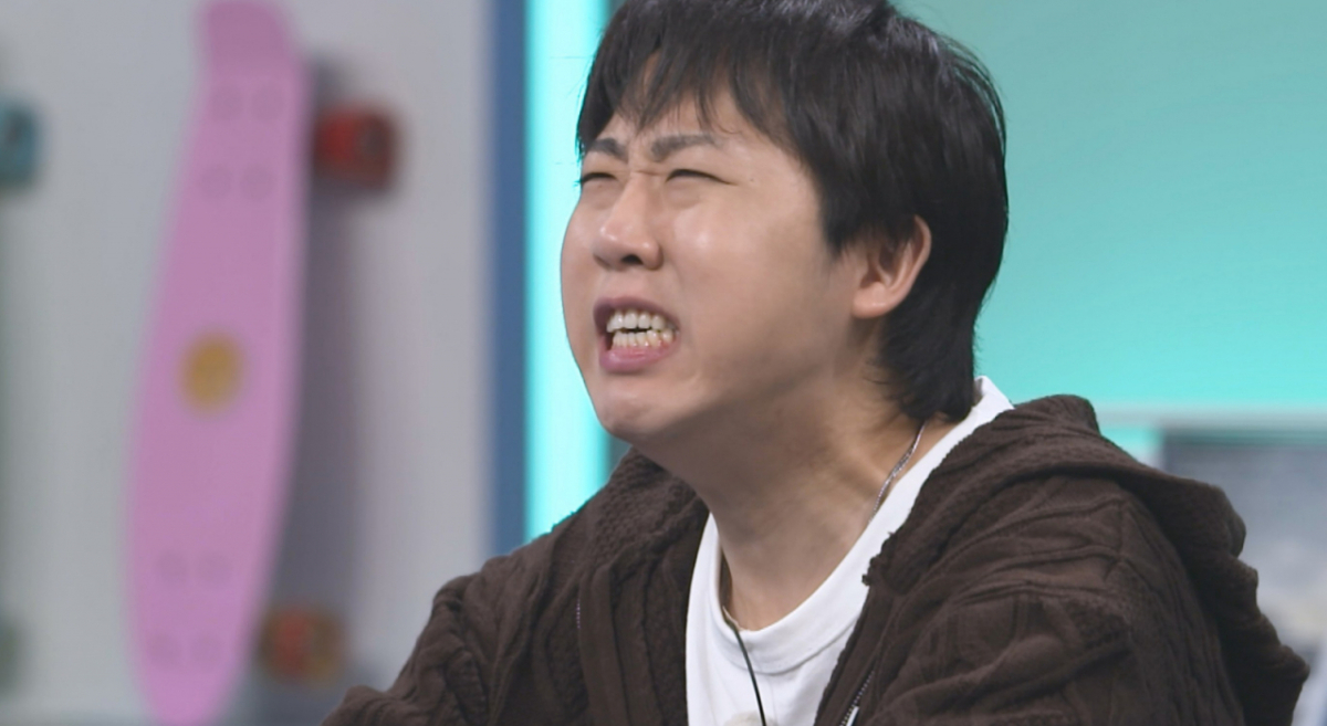 "마약 할래요? 오빠 미안" 택시서 소변까지..만취 승객의 엽기 행각 [한...